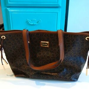 Calvin Klein Brown Tote Bag with Elegant Design Large 11 X 17 EUC